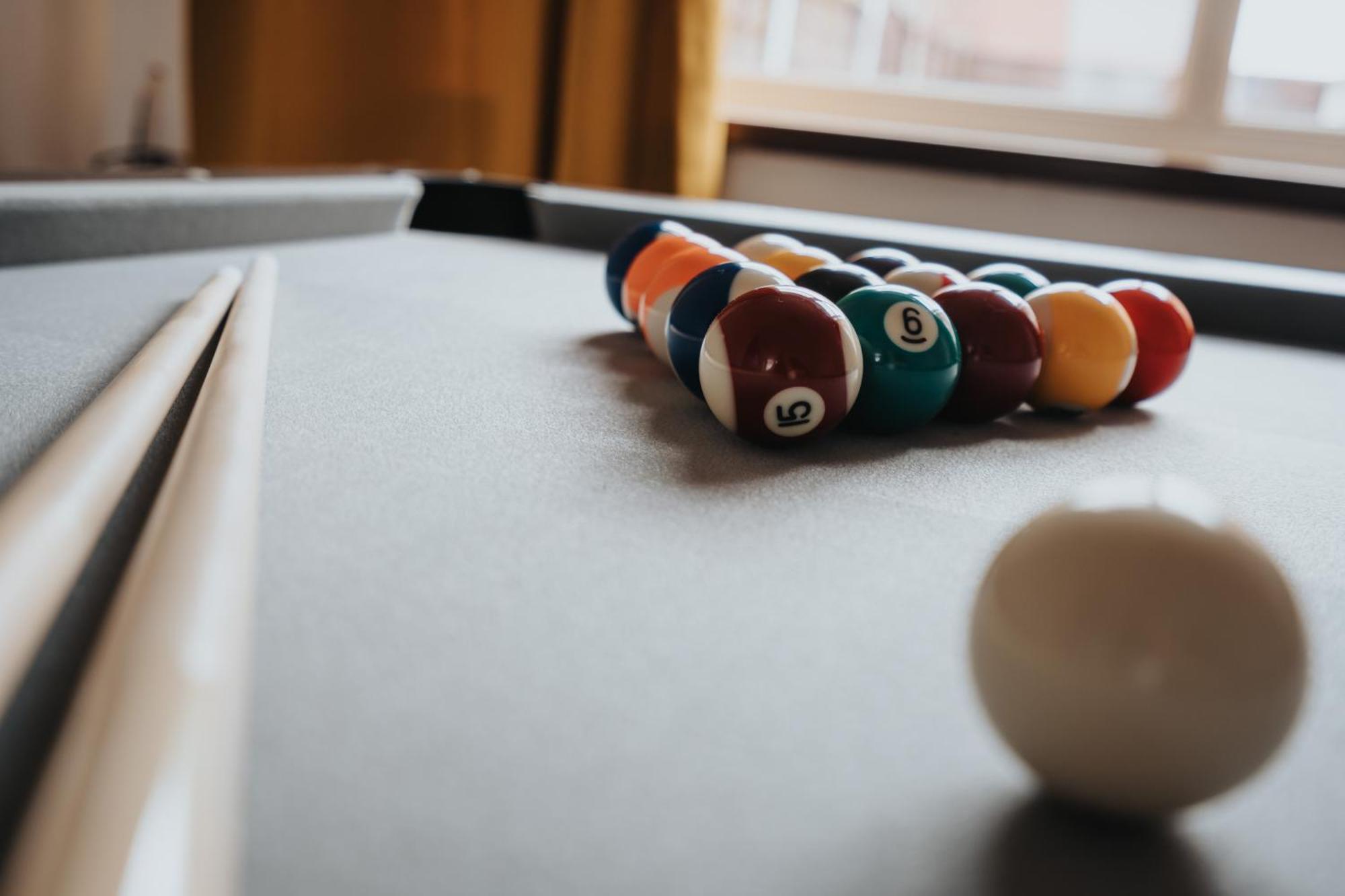 Comfy 3Br Home - Pool Table - Games - Sleeps 8 Манчестър Екстериор снимка