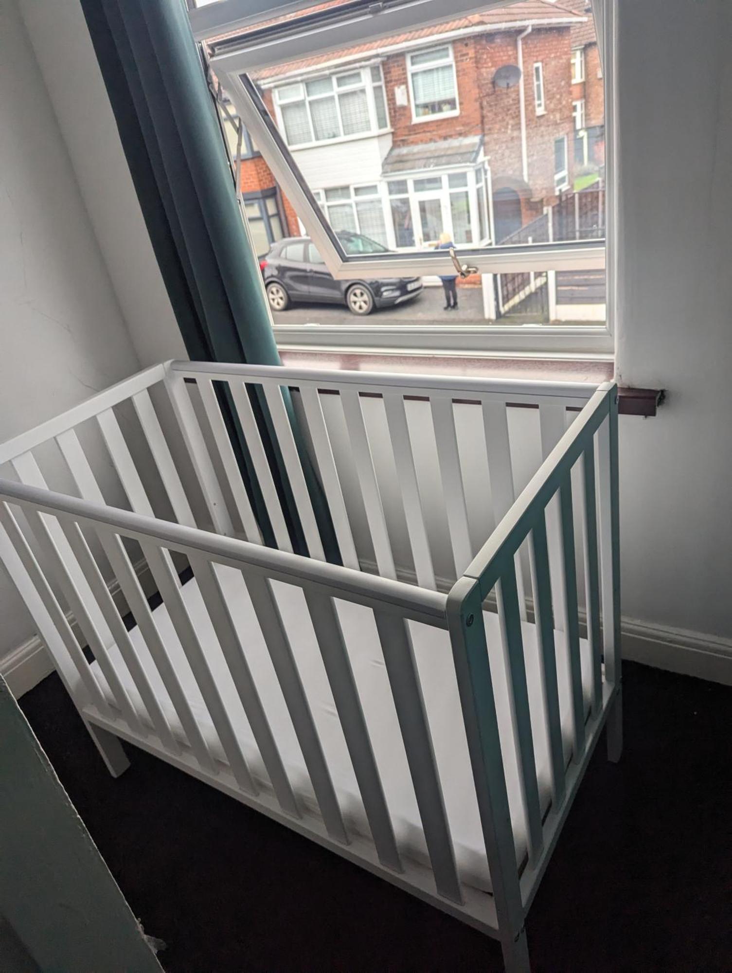 Comfy 3Br Home - Pool Table - Games - Sleeps 8 Манчестър Екстериор снимка